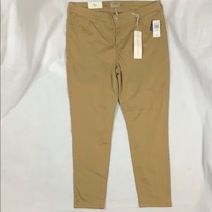 Celebrity pink Jaden skinny jeans